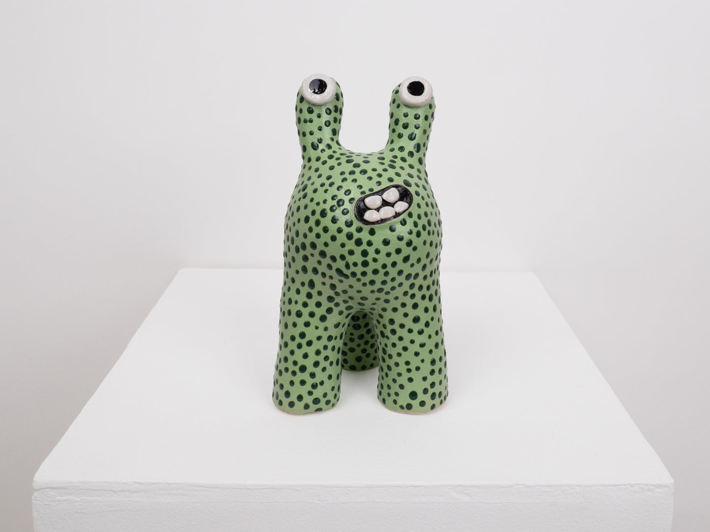 Tully - Green Dots
