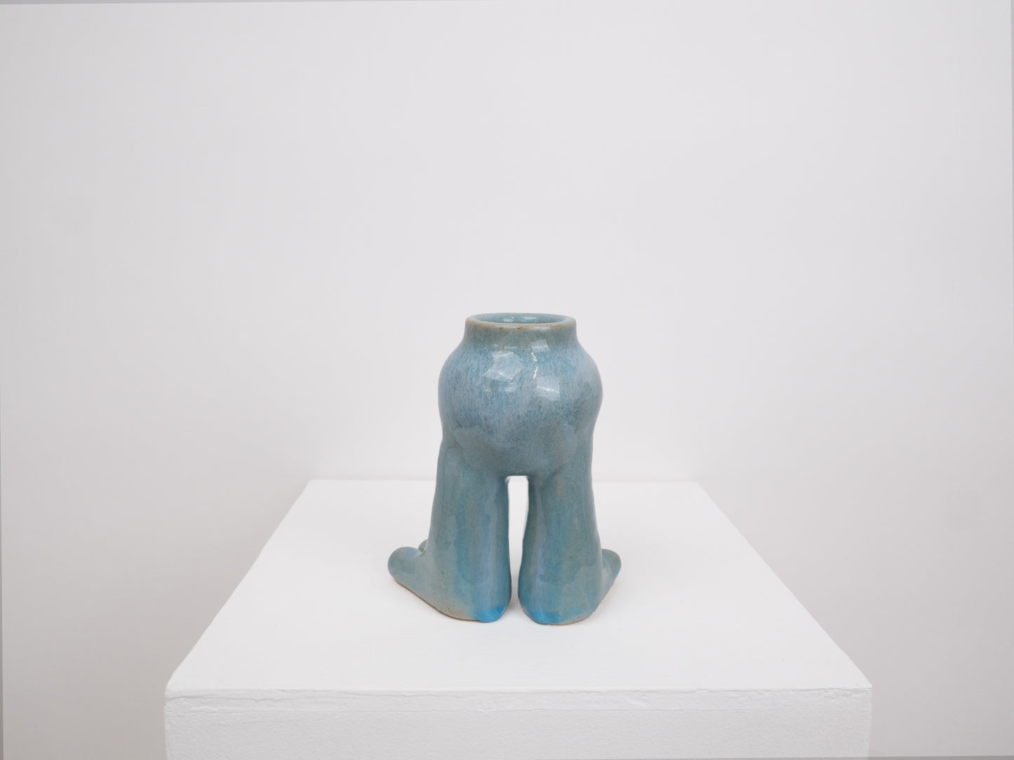 Tootsie Vase - Soft Sky