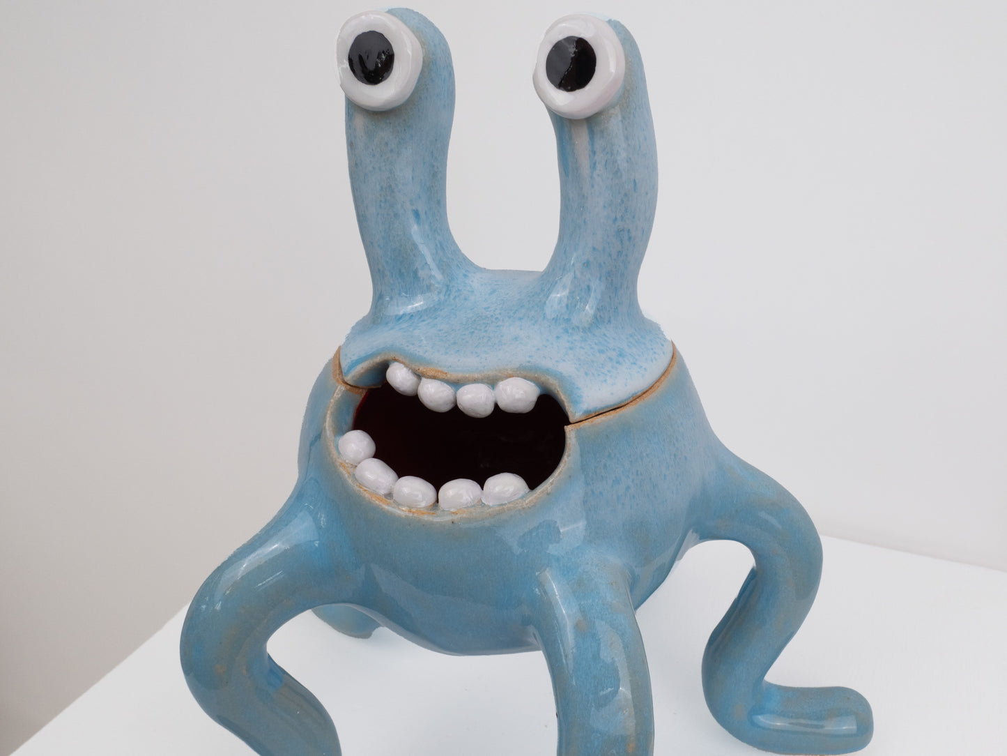 Odie Monster - Soft Sky