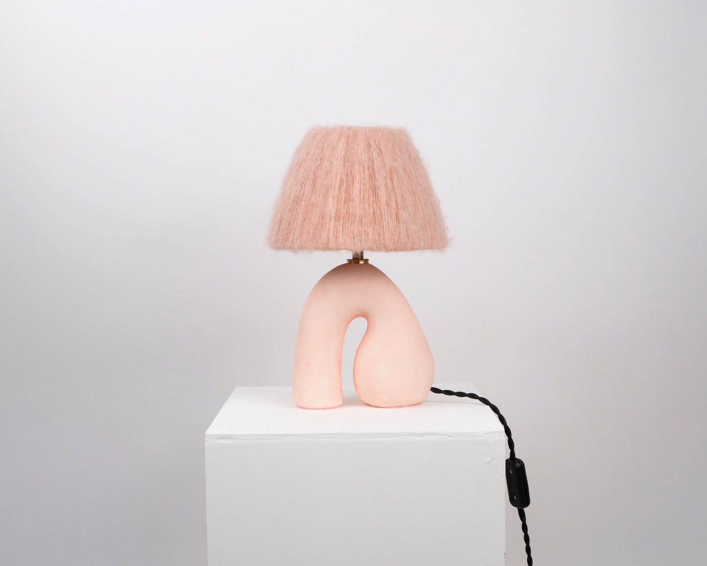 'Opposée' Table Lamp - Pink