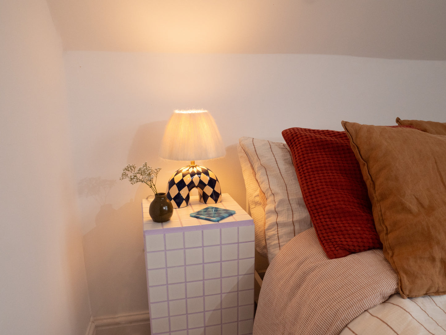 'Me' Table Lamp - Blue Diamond