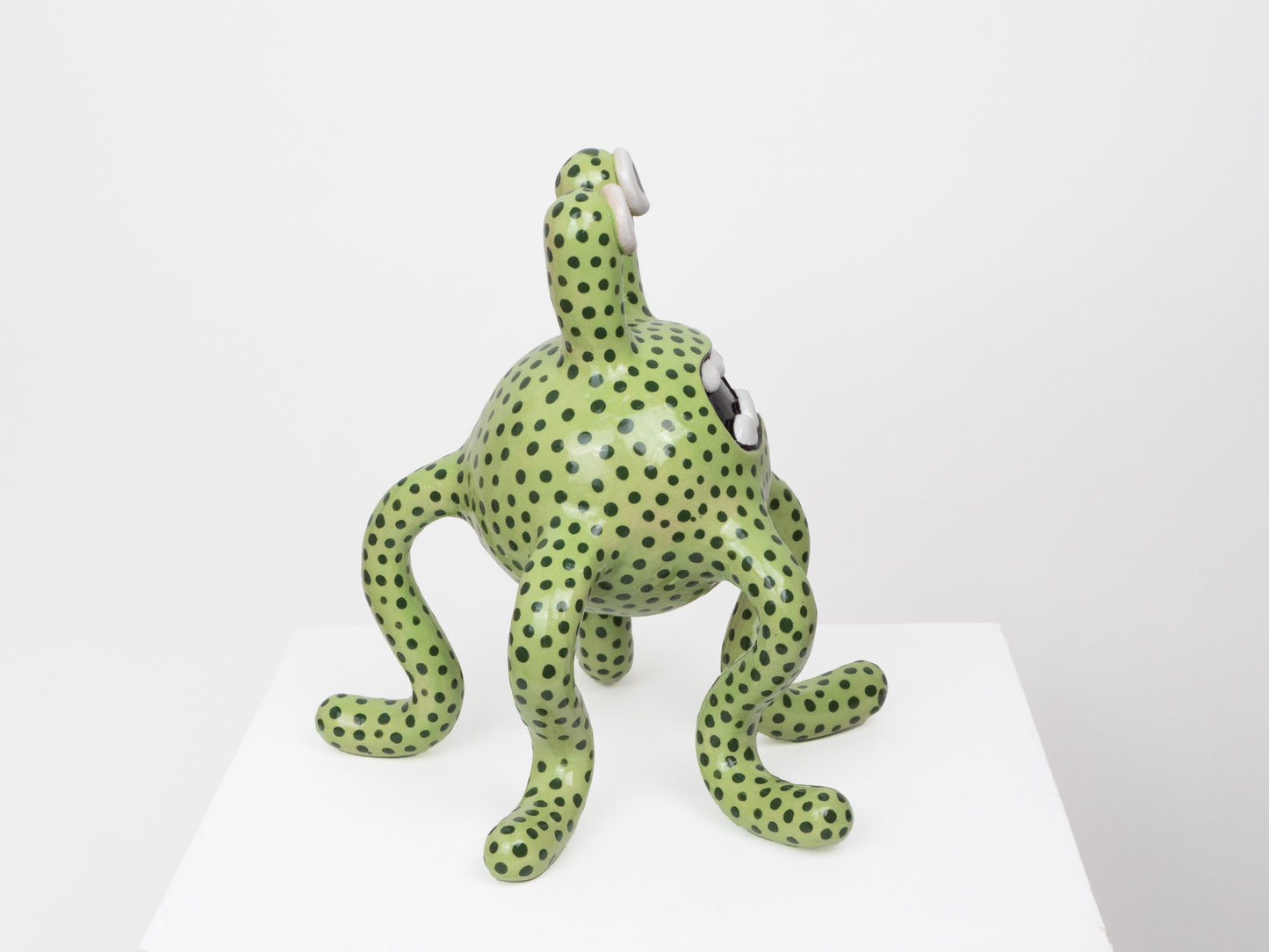 Odie - Green Dots