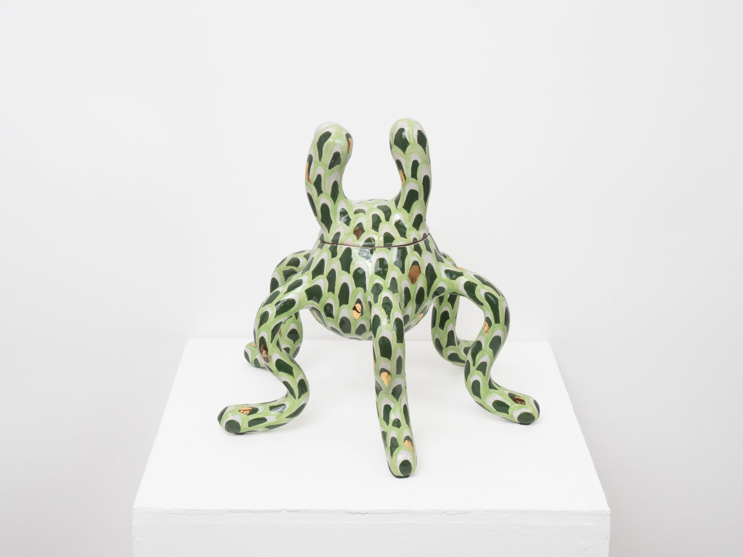 Odie - Green & Gold Petal Pattern