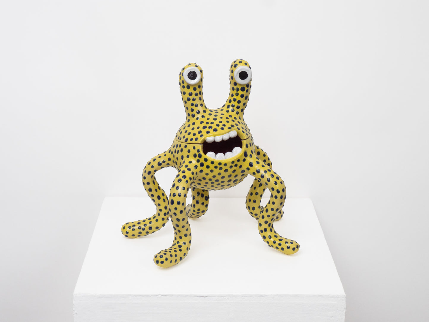 Odie - Yellow with Blue Dots